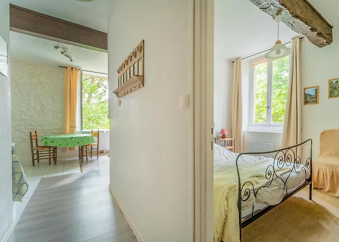 度假居 1 Bedroom Stunning In *